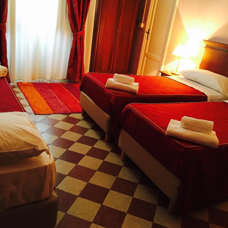 Astrid Hotel Florencie Pokoj fotografie